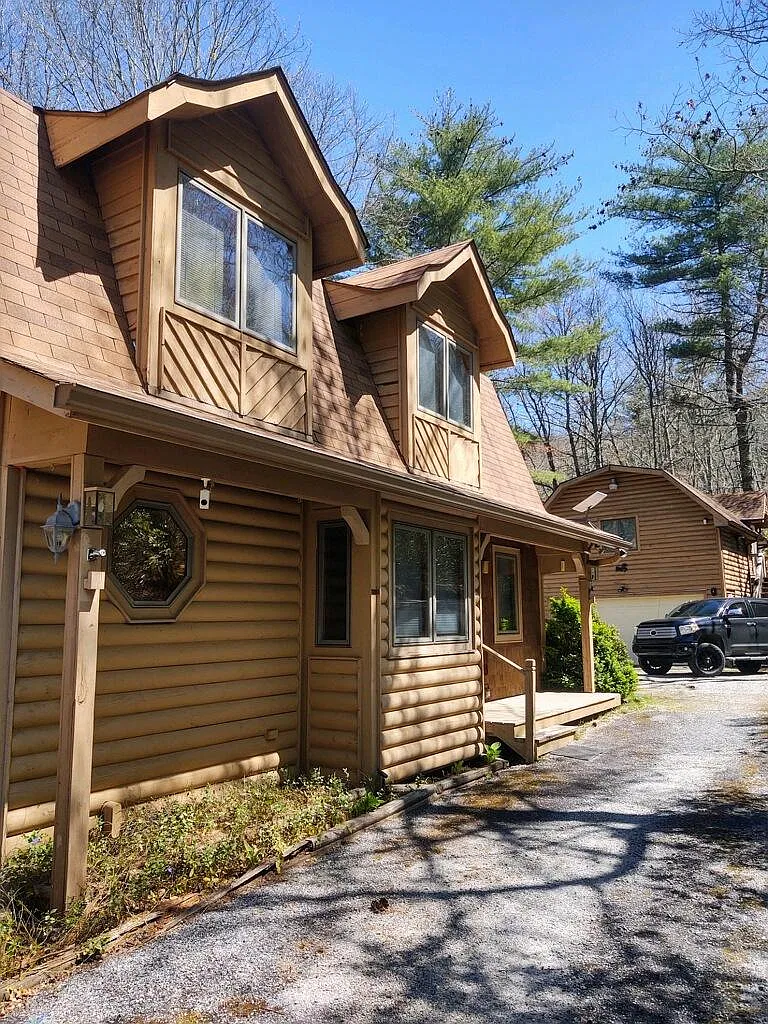1111 Shirley Pressley Rd — Photo 1