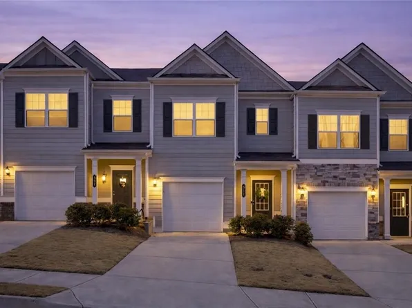 511 Ryan Ct, Ball Ground, GA 30107