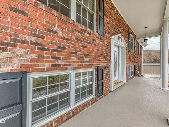 4th image of 4300 Brockwood Dr