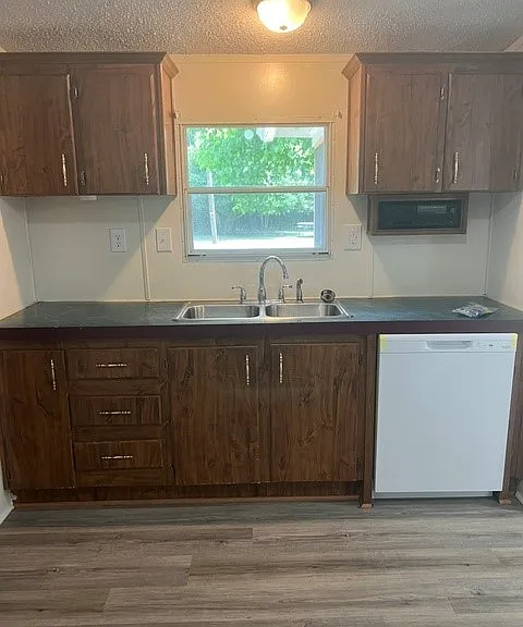 600 Wondertown Dr — Photo 7