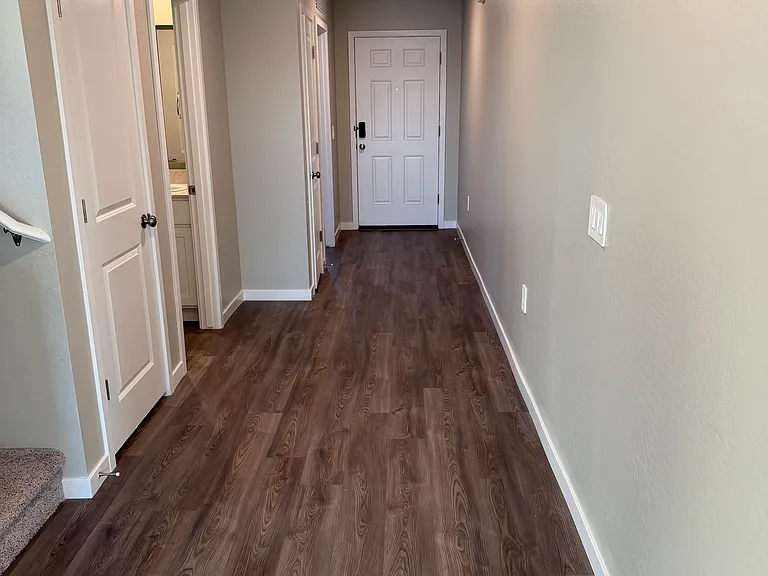 596 W Van Haren St — Photo 4