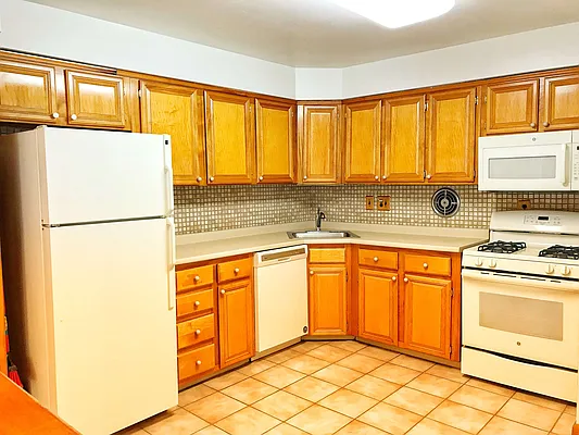 Rented by Exit Realty One | media 6