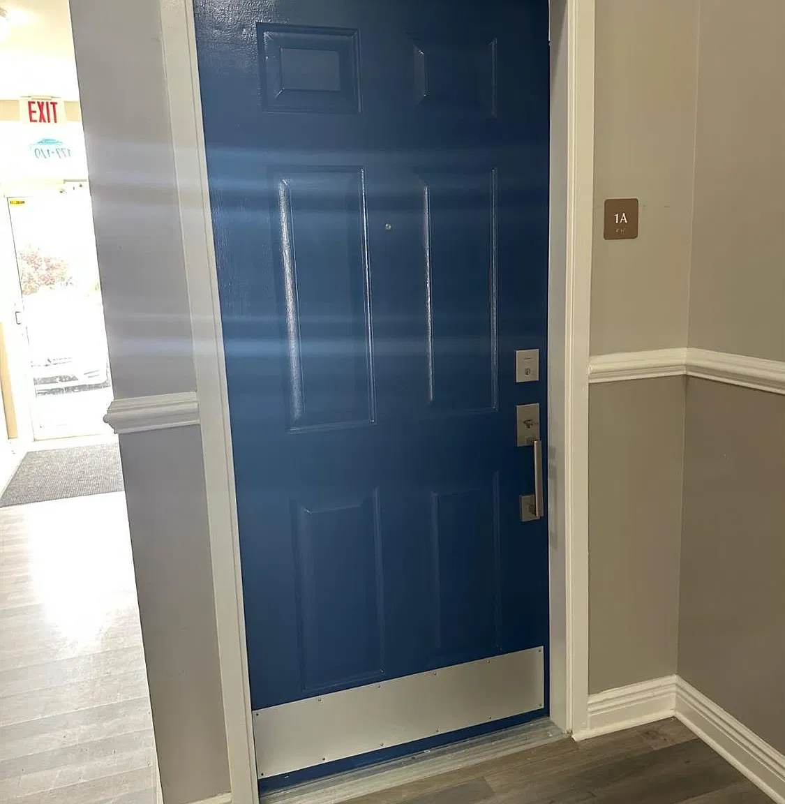 2 bed, 1.0 bath, $2,200 — Photo 4
