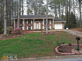 1532 Walnut Ridge Ct, Stone Mountain, GA 30083