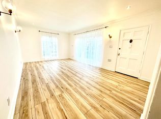 401 S Cloverdale Ave #401, Los Angeles, CA 90036