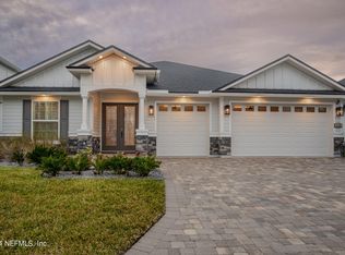 375 Silver Pine Dr, Saint Augustine, FL 32092