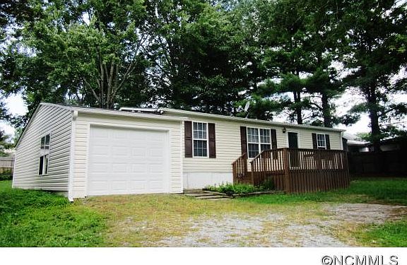 3rd image of 131 Leslie Way