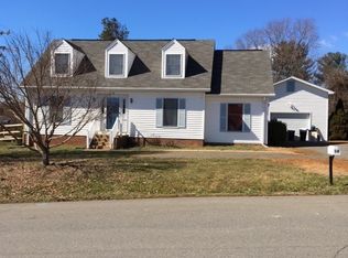 10 Rappahannock St, Warrenton, VA 20186