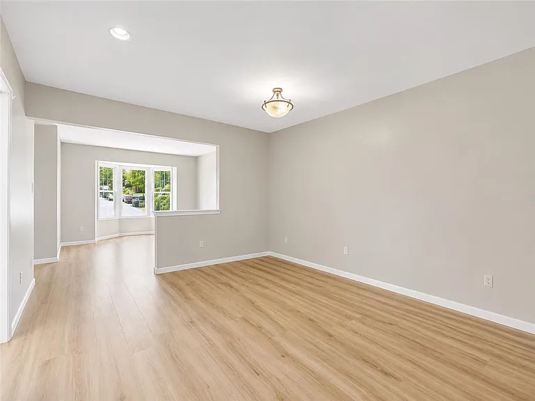 309 Hill Rd — Photo 15