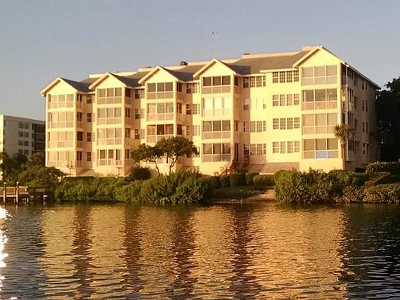 2nd image of 1280 Dolphin Bay Way APT 403