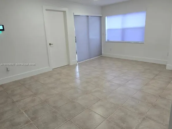 6515 W 26th Dr APT 12-38, Hialeah, FL 33016