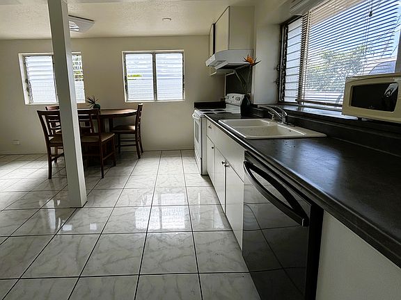 4th image of 99-319 Kulawea Pl Unit A