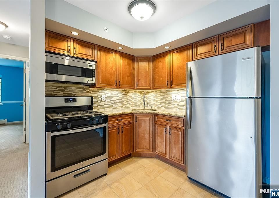 1st image of 1409 Faulkner Court
