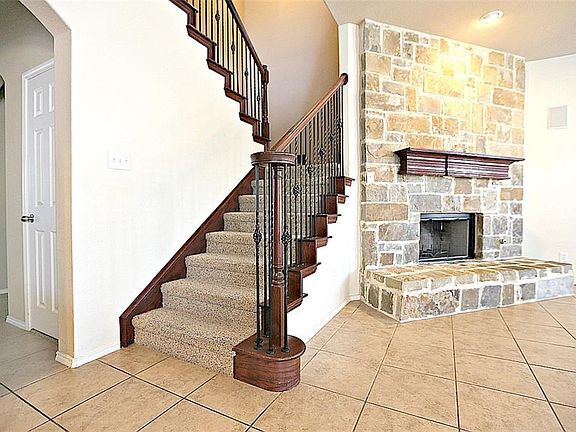 5th image of 4849 Grinstein Dr