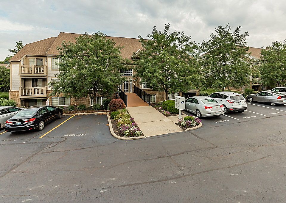 1st image of 556 Cloverfield Ln APT 201
