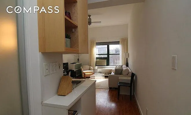 Rented by Compass | media 52