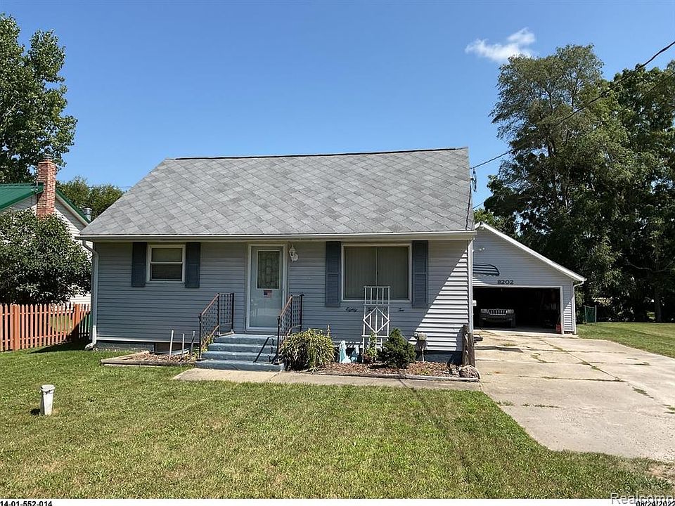 1st image of 8202 Rockwood Ave