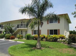 278 Winners Cir APT 1, Naples, FL 34112