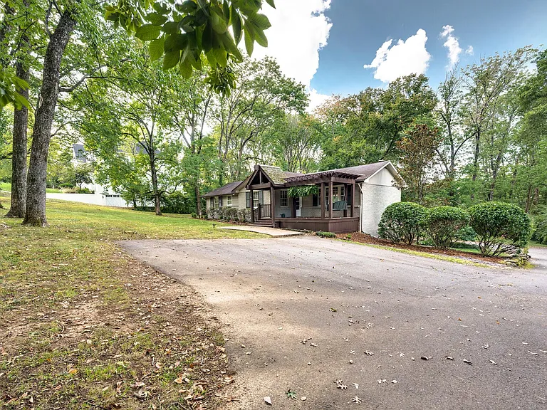 3529 Trimble Rd — Photo 4