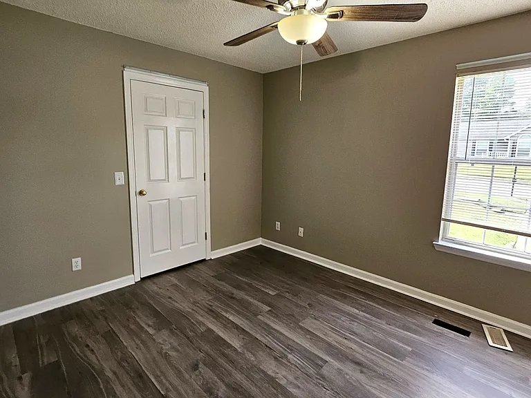 8610 Brookshadow Dr — Photo 13