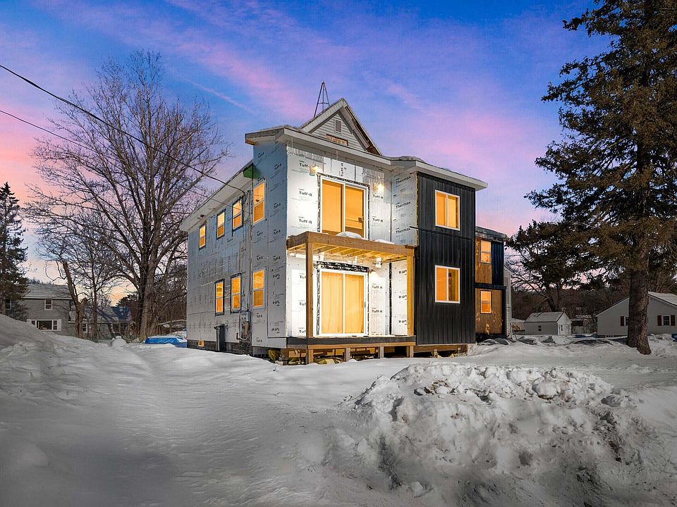 1st image of 8 Thomas Street