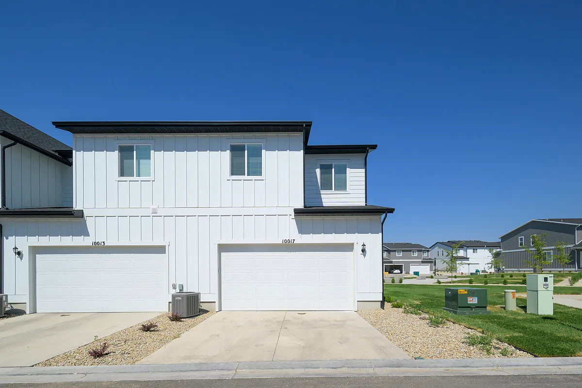 Building Photo - 10017 Basalt Dr