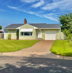 1027 6th Ave S, South Saint Paul, MN, 55075