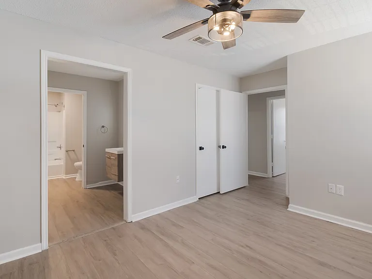 The Flats at Lancaster — Photo 26