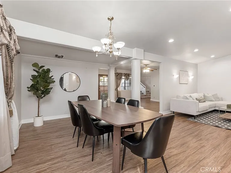 9348 Tujunga Canyon Blvd — Photo 13