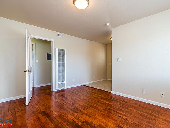 2nd image of 68 Topeka Ave APT 4