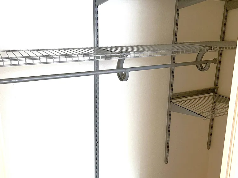 Snelling Avenue Apartments — Photo 38