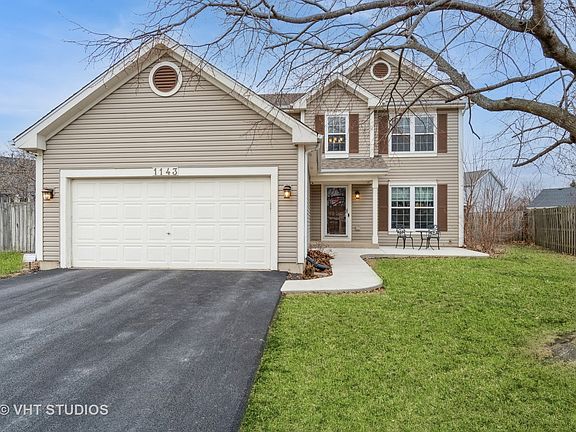 2nd image of 1143 Lakewood Cir