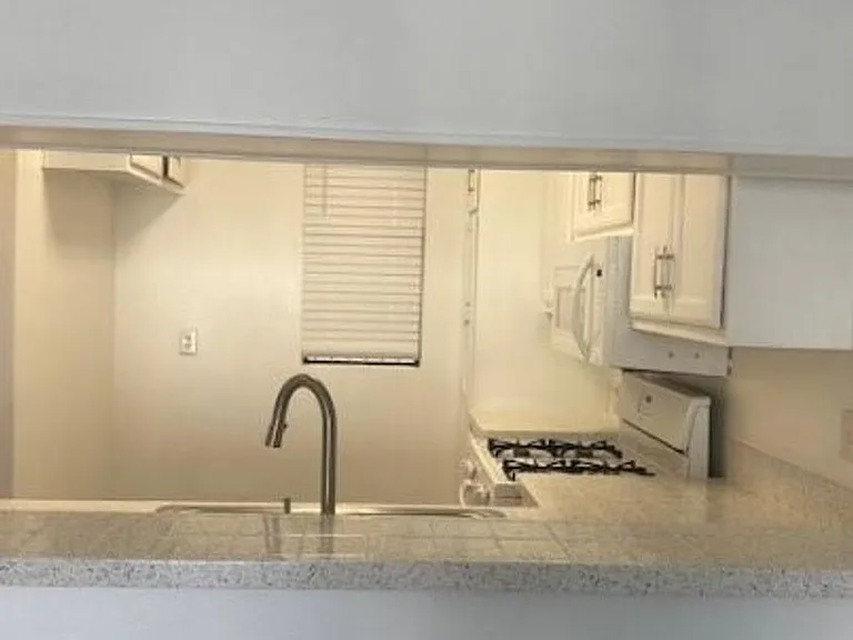555 Maine Ave #329-1 — Photo 10