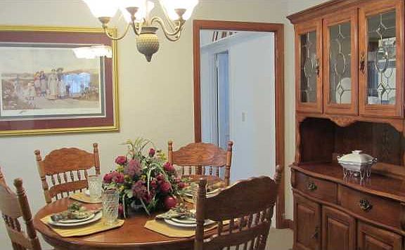 Nice dining room