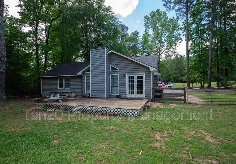 11406 Mehaffey Rd — Photo 2