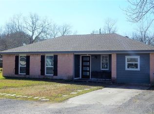 1714 Avenue B, Danbury, TX 77534