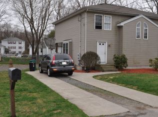 5 Rondi Lee Ter, Attleboro, MA 02703