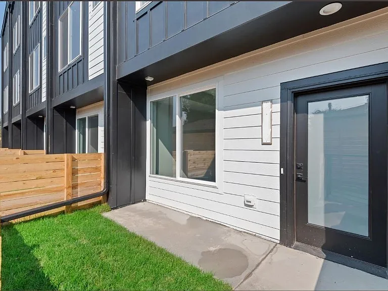 4925 W 10th Ave #105 — Photo 2
