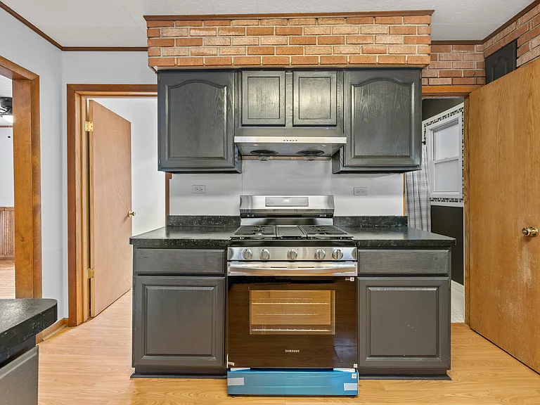 2856 S Throop St #2 — Photo 25