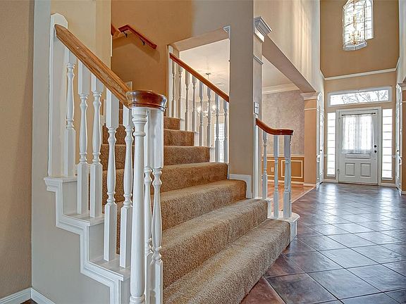 5th image of 4207 Willow Bank Dr