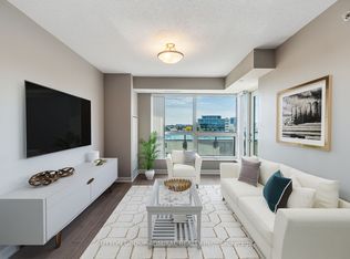 75 Norman Bethune Ave #412, Richmond Hill, ON L4B 0B6