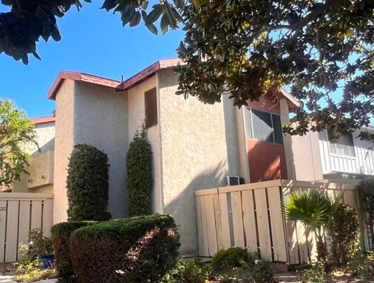 1332 Engracia Ave — Photo 1