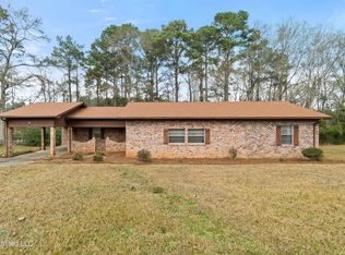 64 Eastview Cir, Laurel, MS 39443