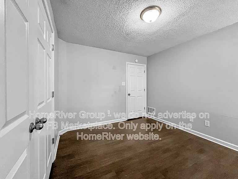 5910 Garden Walk E — Photo 15
