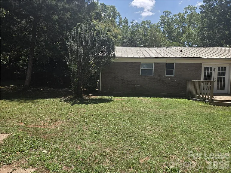 6750 Long Branch Rd — Photo 18