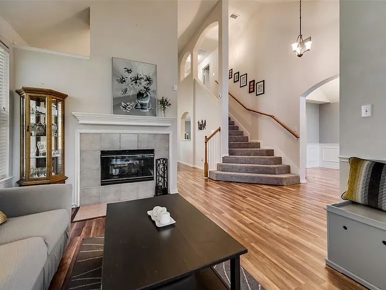 8801 Clearlake Dr — Photo 10
