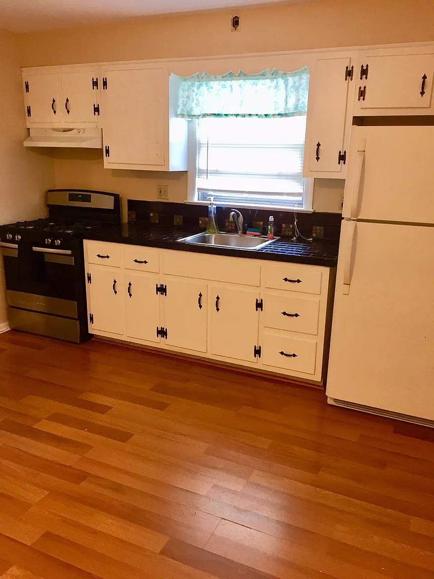 416 Bordentown Ave Unit B photo 1