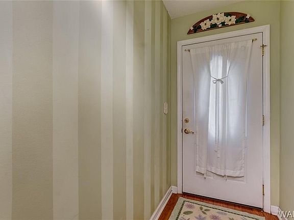 4th image of 1863 Carriage Hts