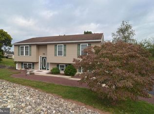 1583 Stag Dr, Auburn, PA 17922