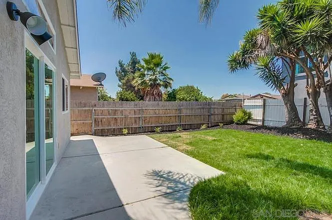 10190 Drumcliff Ave — Photo 30